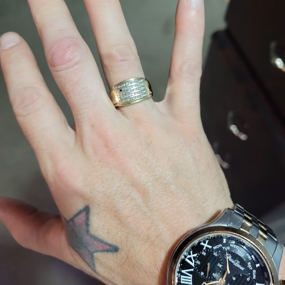 Diamond ring - Picture 3 of 3